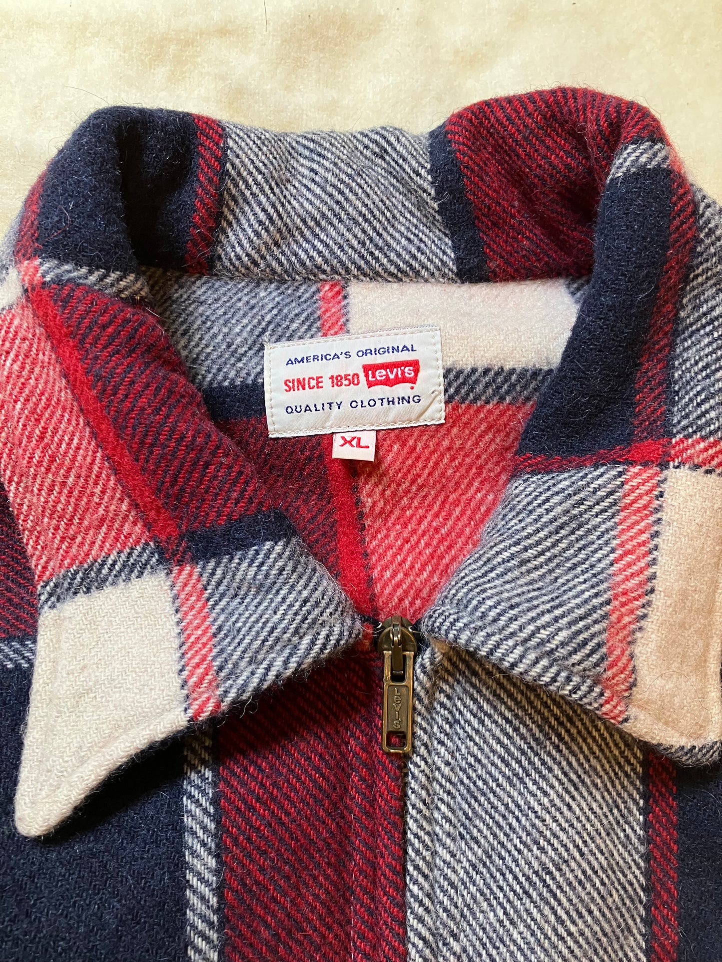 Levi’s Wool Red Blue Check Jacket Label Size XL