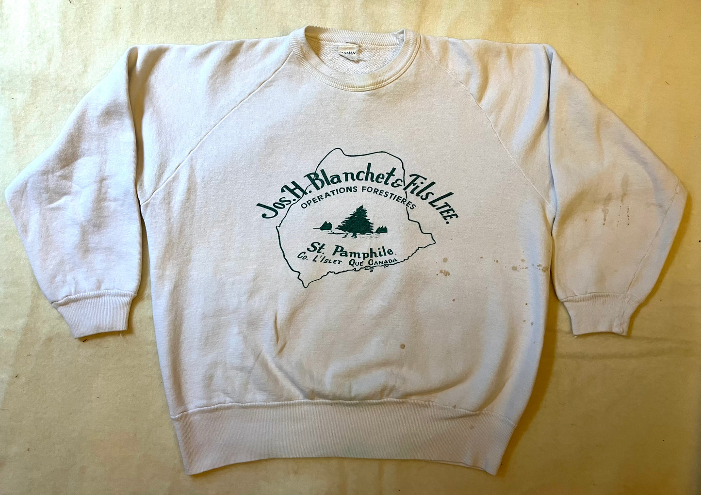 Vintage 1960s Off-White Penman Canadian Print Sweatshirt