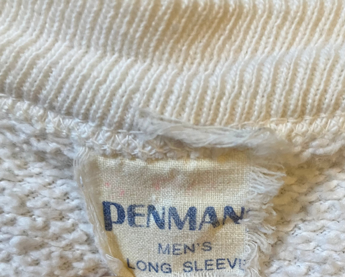 Vintage 1960s Off-White Penman Canadian Print Sweatshirt